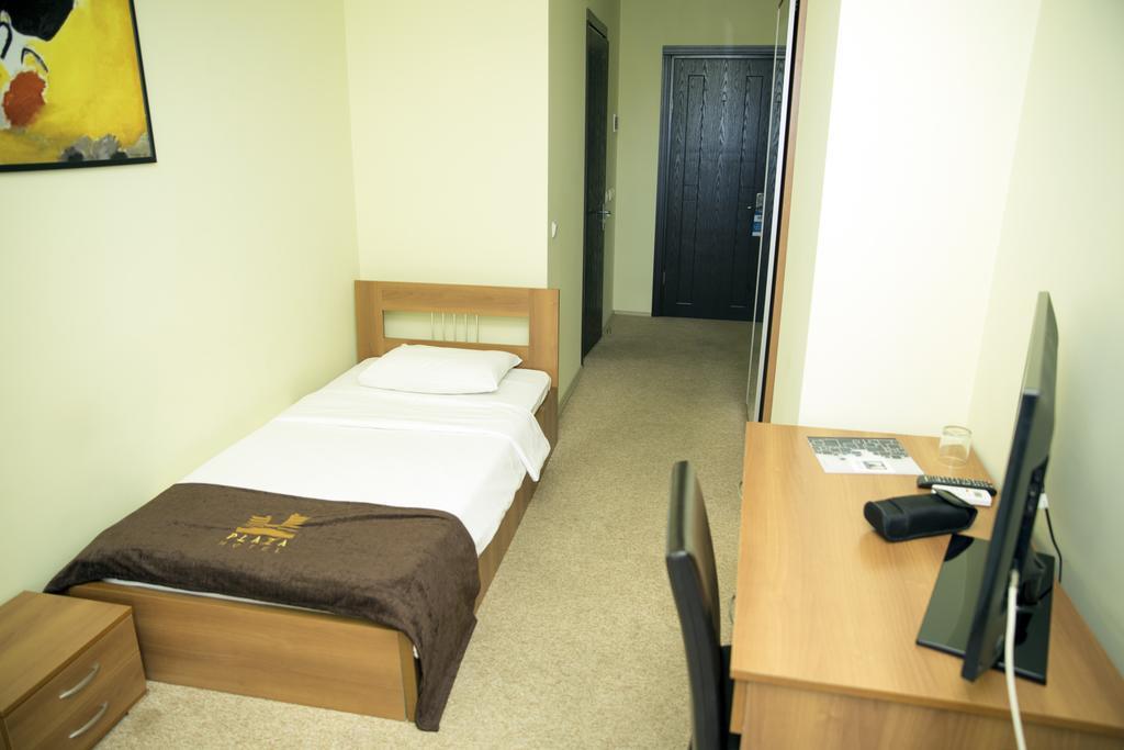 Mardi Plaza Hotel Batumi Ngoại thất bức ảnh