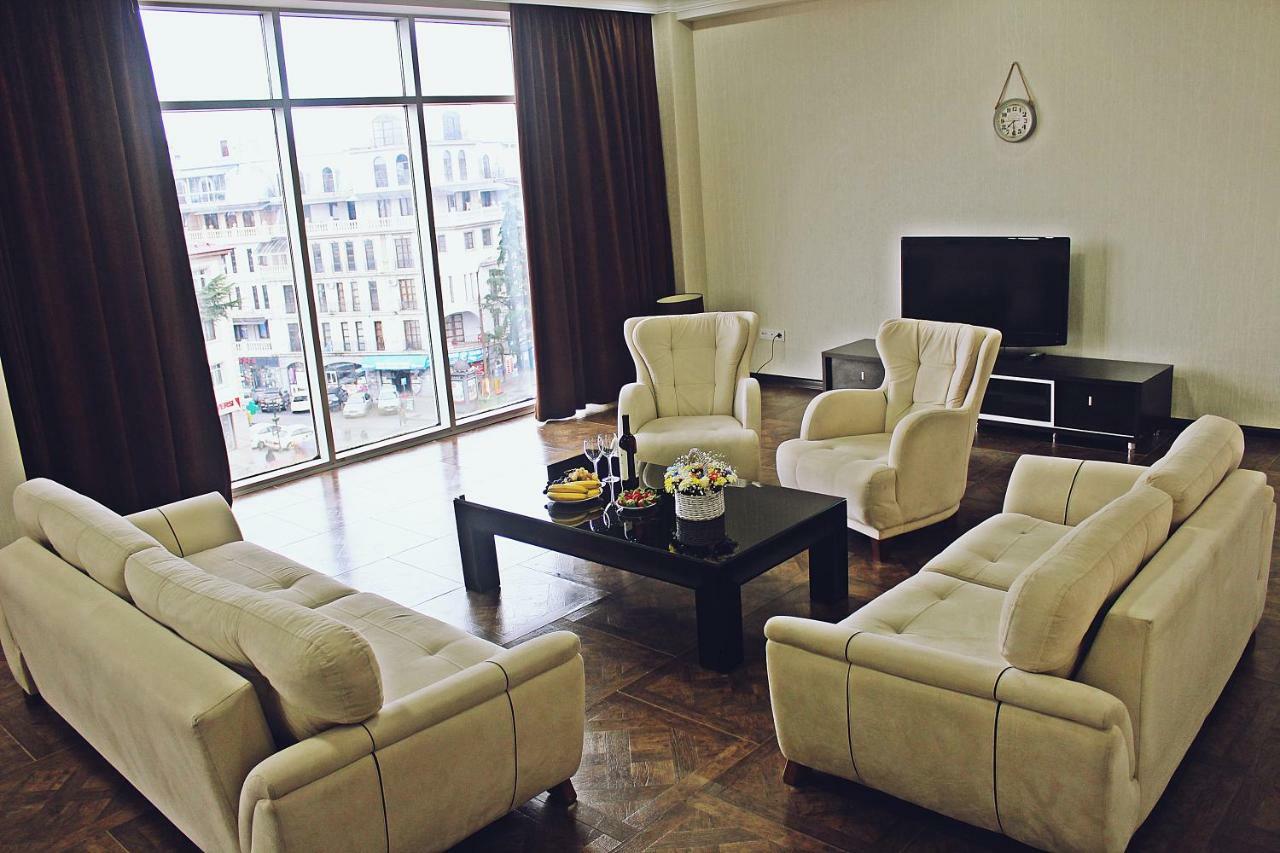 Mardi Plaza Hotel Batumi Ngoại thất bức ảnh