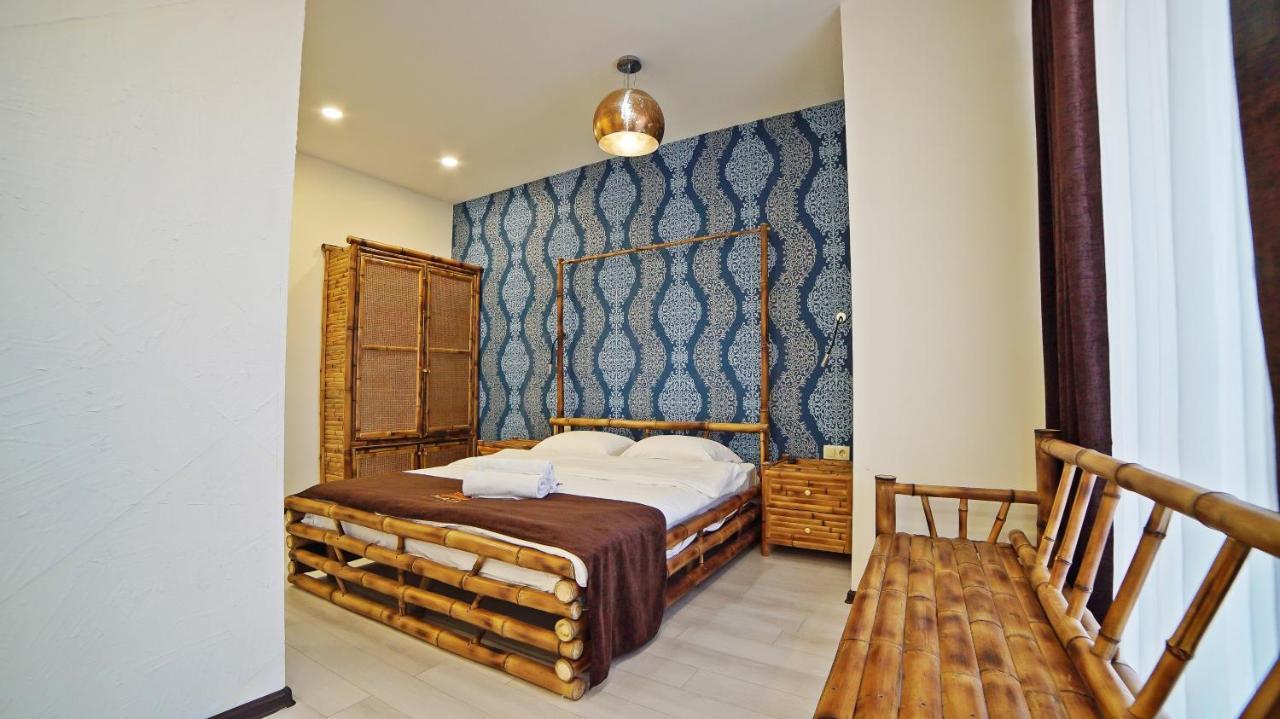 Mardi Plaza Hotel Batumi Ngoại thất bức ảnh