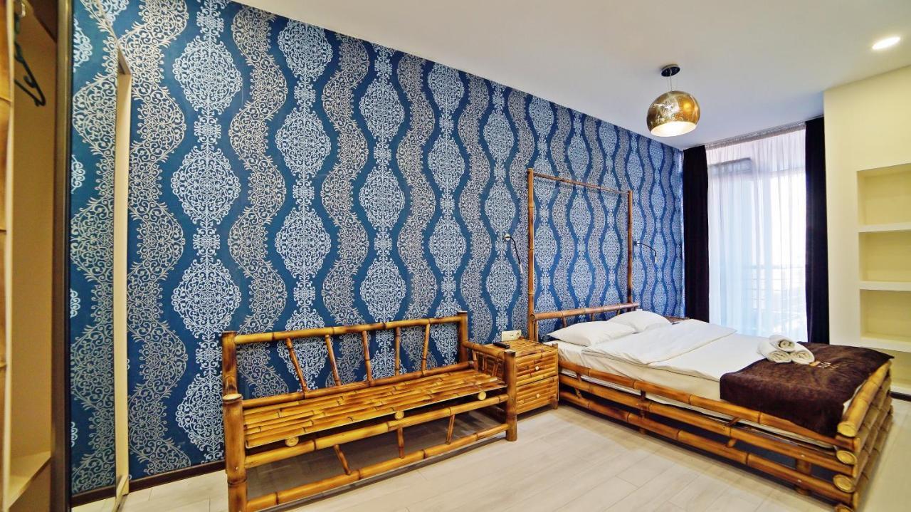 Mardi Plaza Hotel Batumi Ngoại thất bức ảnh