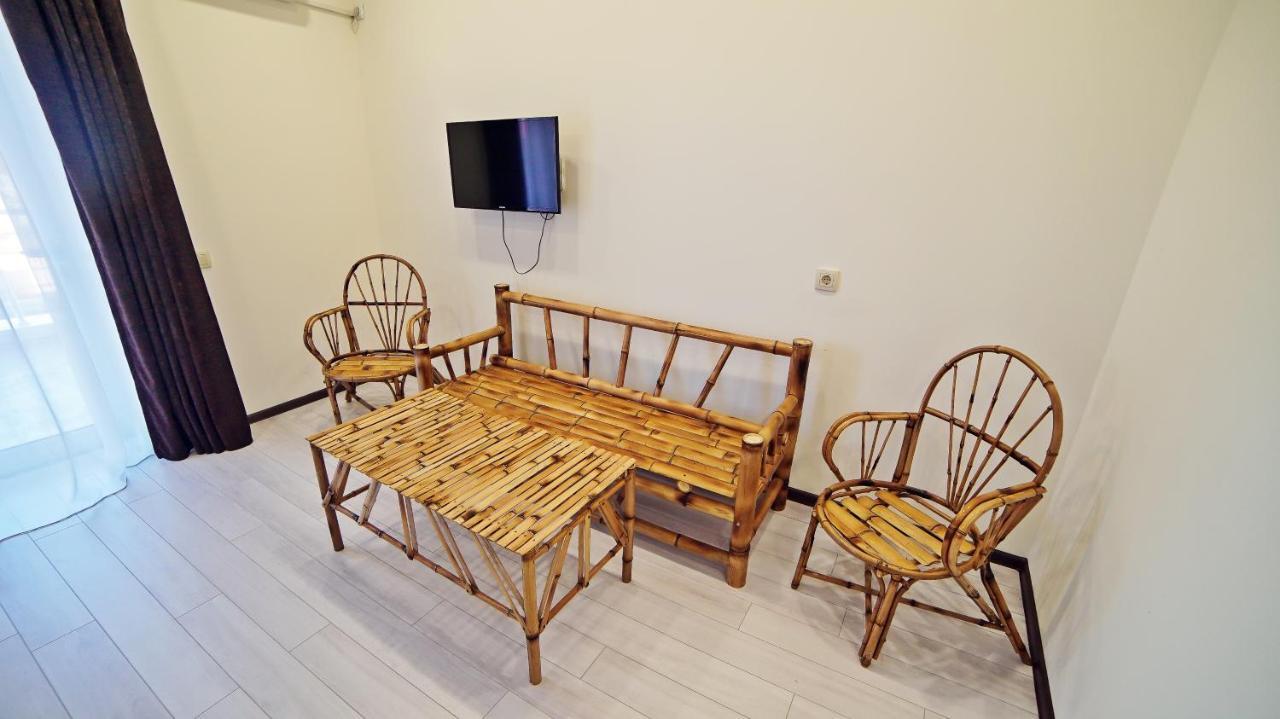 Mardi Plaza Hotel Batumi Ngoại thất bức ảnh