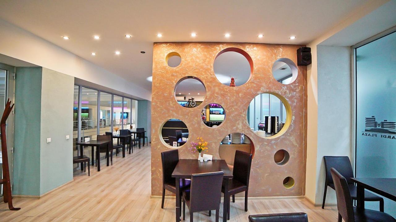 Mardi Plaza Hotel Batumi Ngoại thất bức ảnh