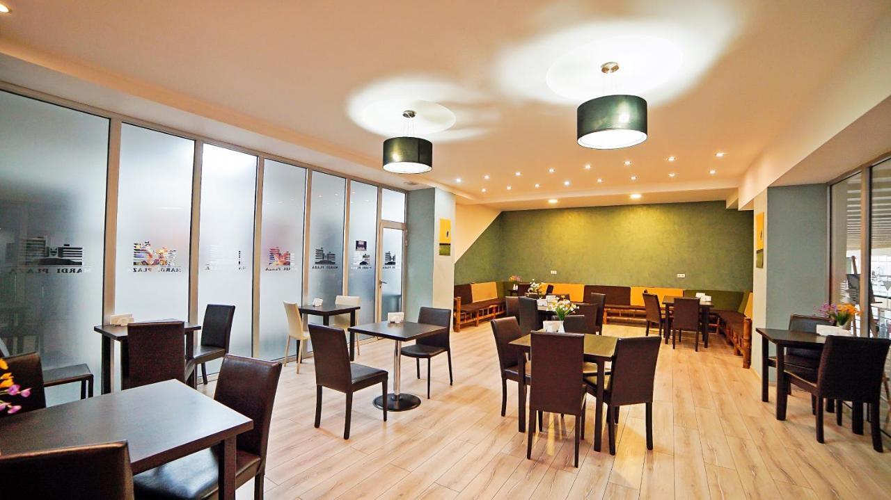 Mardi Plaza Hotel Batumi Ngoại thất bức ảnh